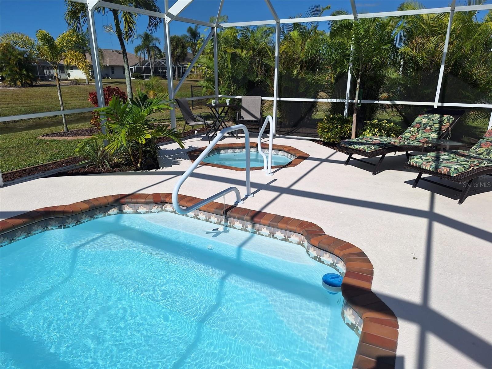 ROTONDA WEST BROADMOOR - Residential