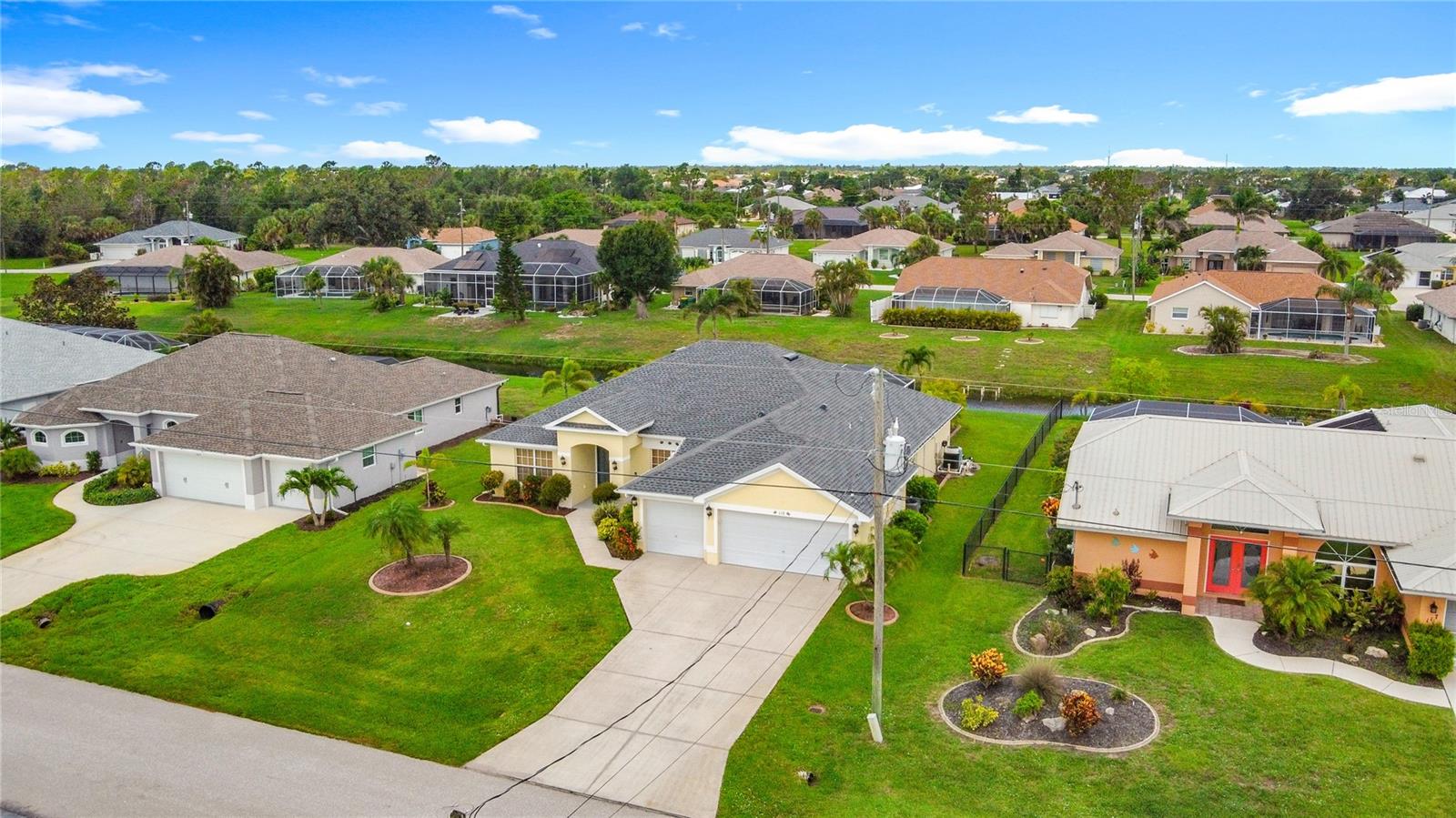 ROTONDA WEST BROADMOOR - Residential