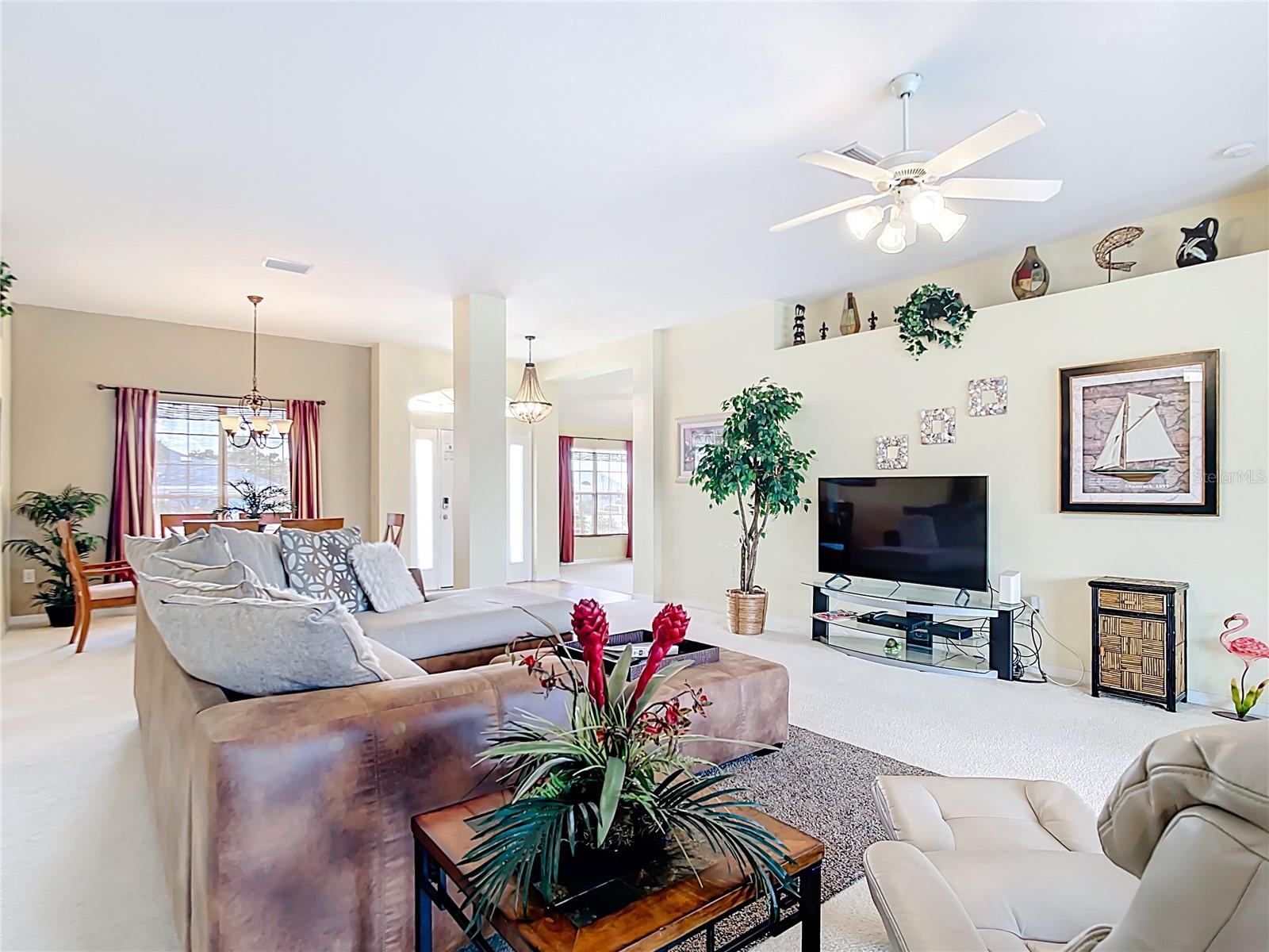 ROTONDA WEST BROADMOOR - Residential