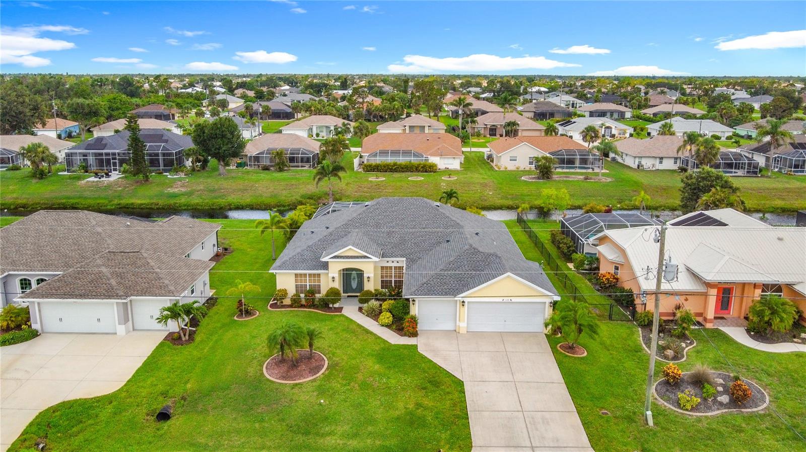 ROTONDA WEST BROADMOOR - Residential