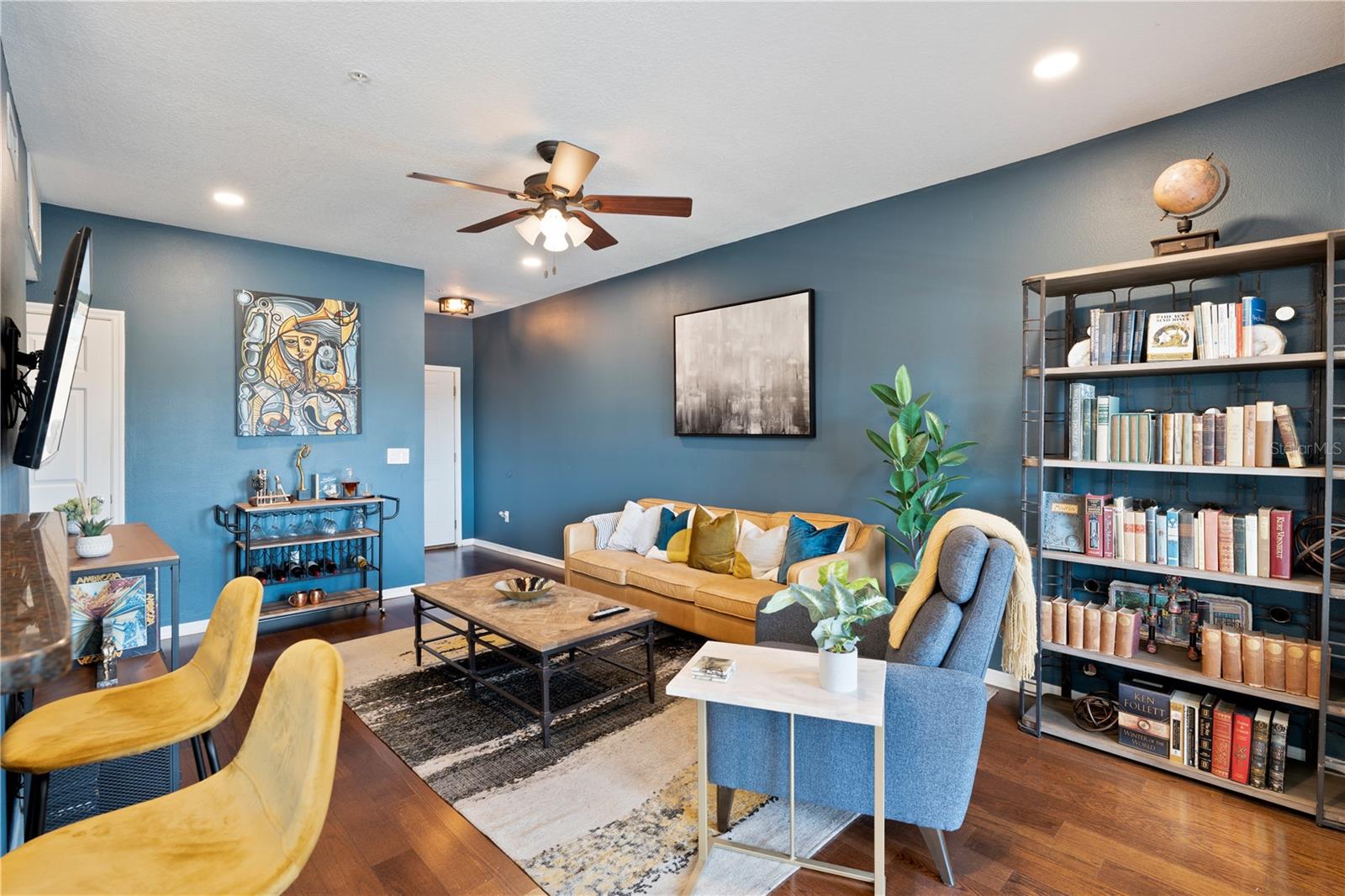 2010 E PALM AVENUE 14312