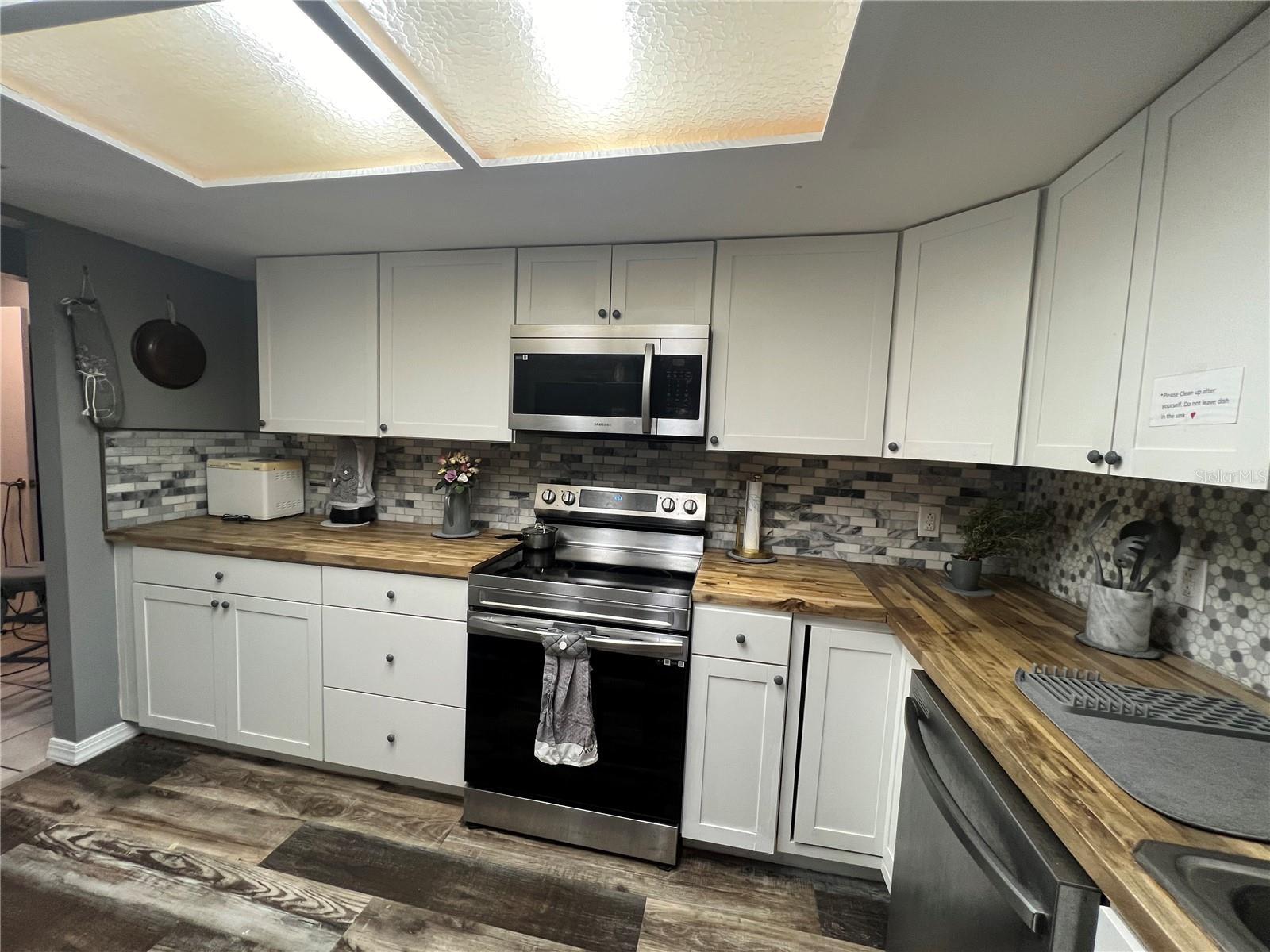 CRYSTAL PARK - Residential