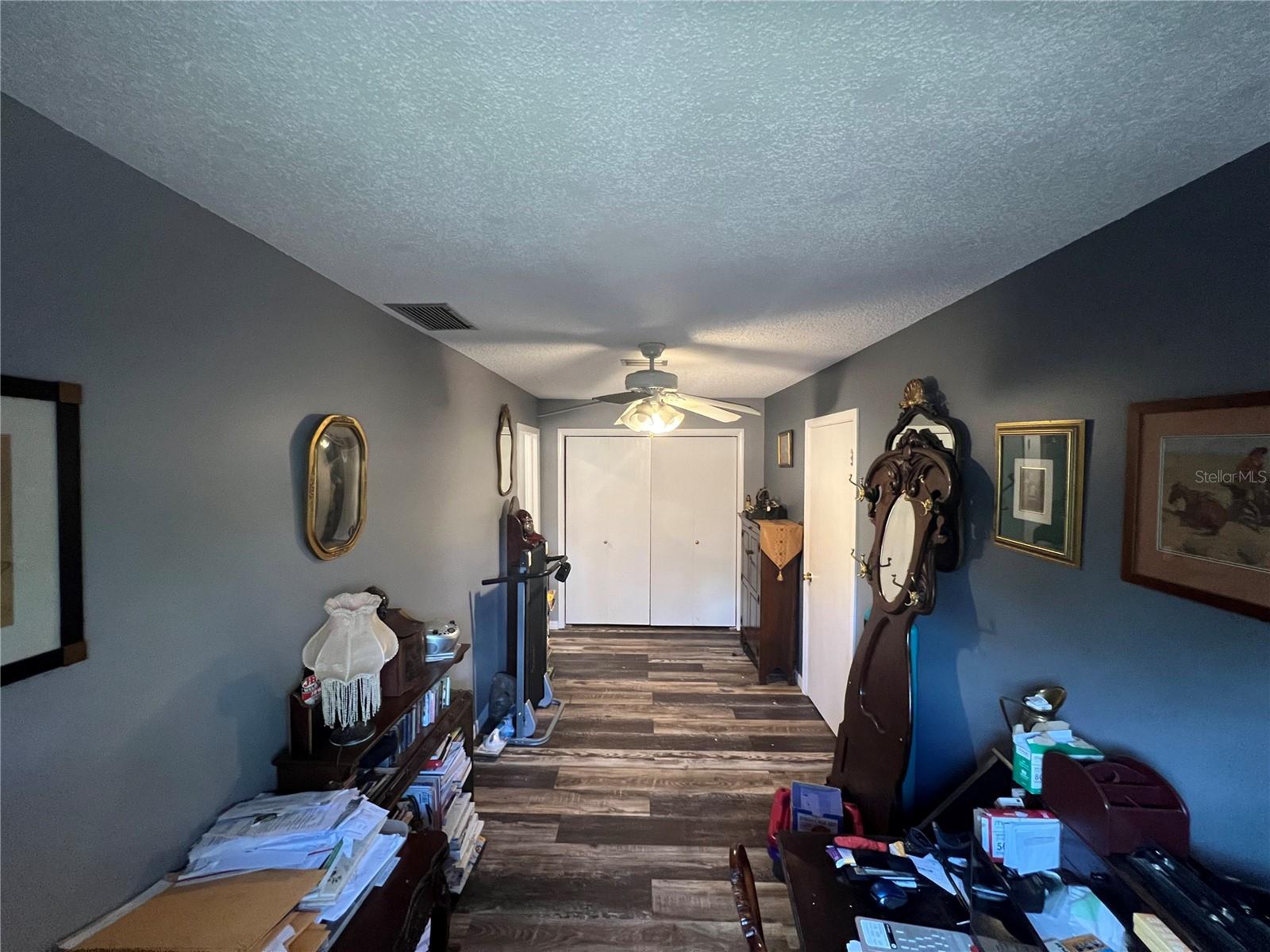 CRYSTAL PARK - Residential