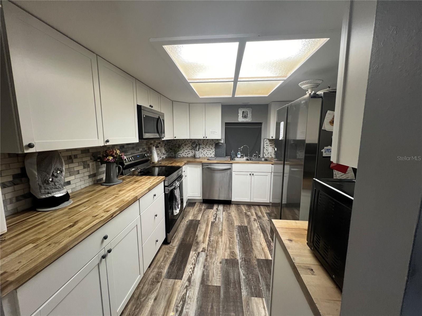 CRYSTAL PARK - Residential
