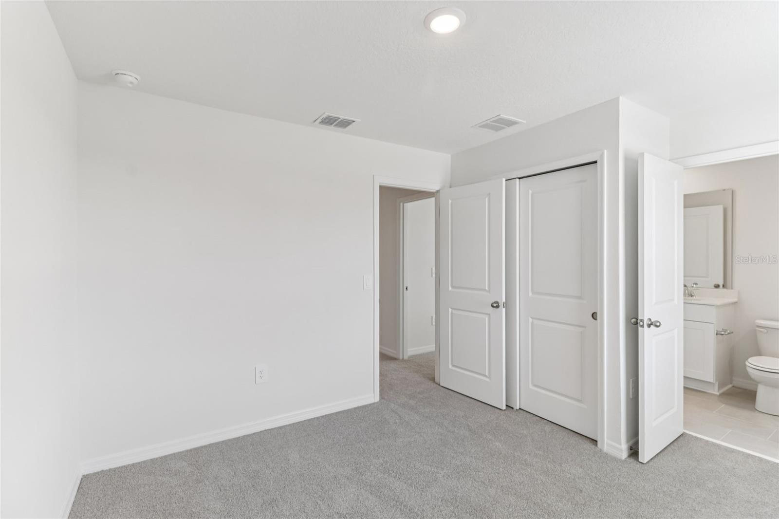 THE RESERVE AT HAMMOCK OAKS - Residential