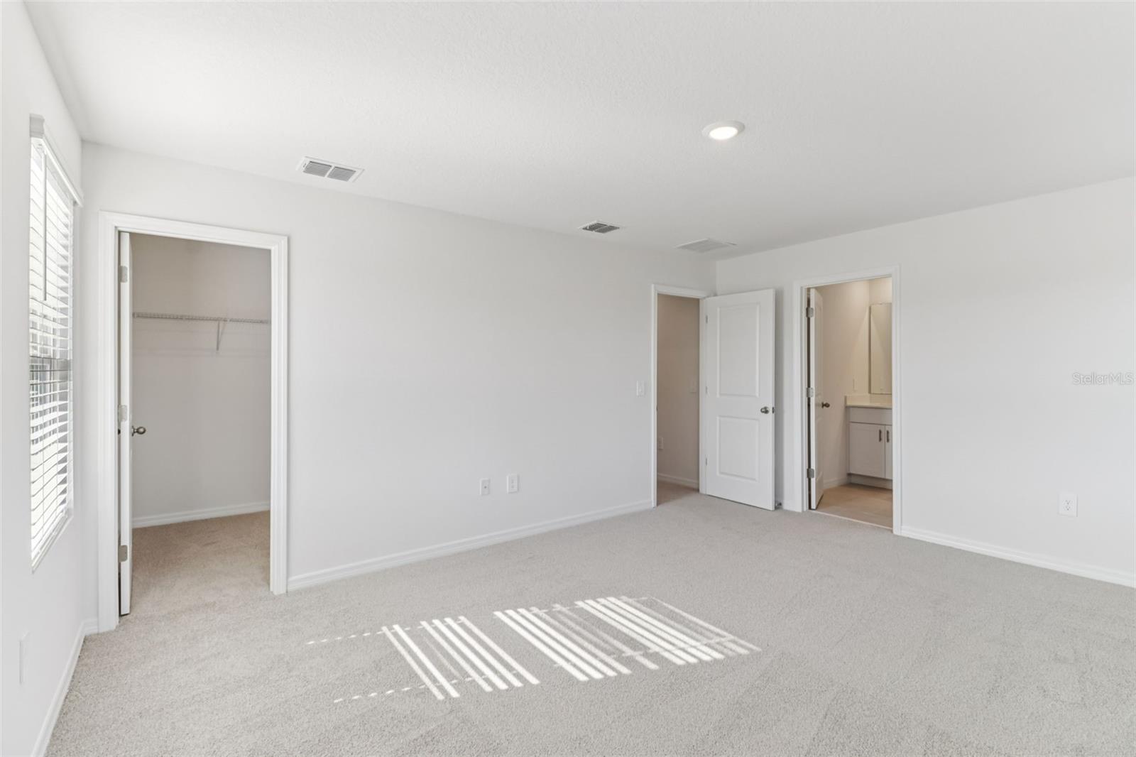 THE RESERVE AT HAMMOCK OAKS - Residential