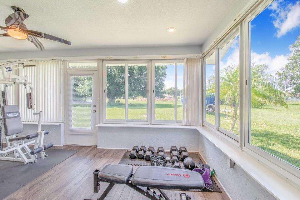 VAN LAKES THREE PB 88 PG 29 LOT 75 - Residential