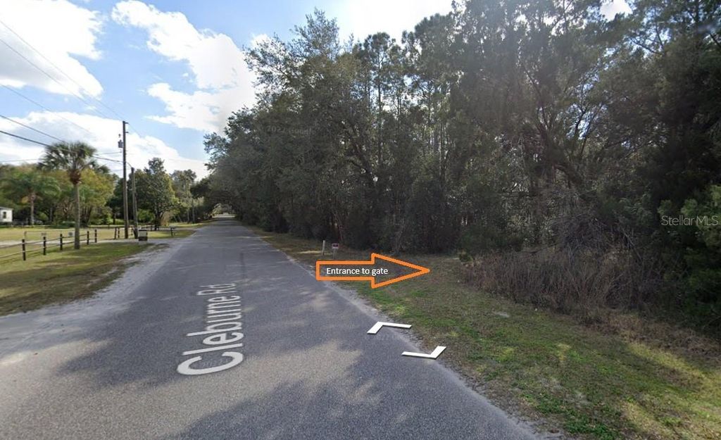 Photo of 2900 Cleburne Road, Orlando, FL 32817 (MLS # O6351323)