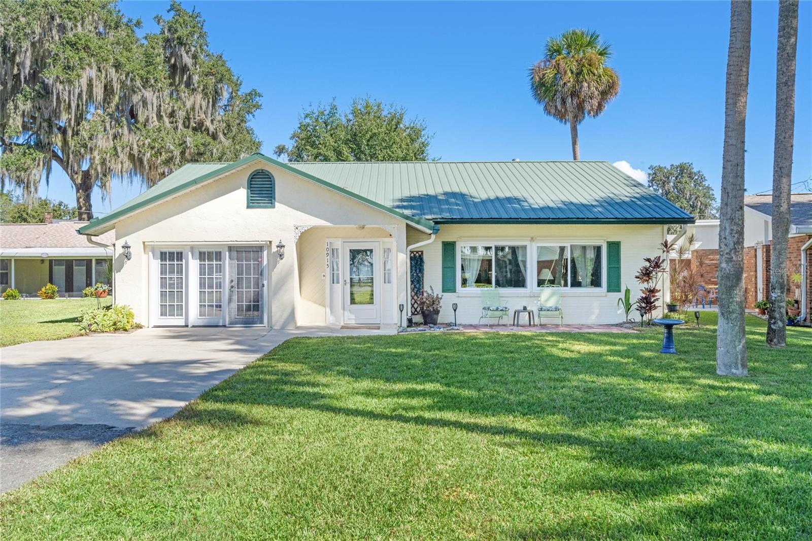 ROD N REEL CLUB - Residential