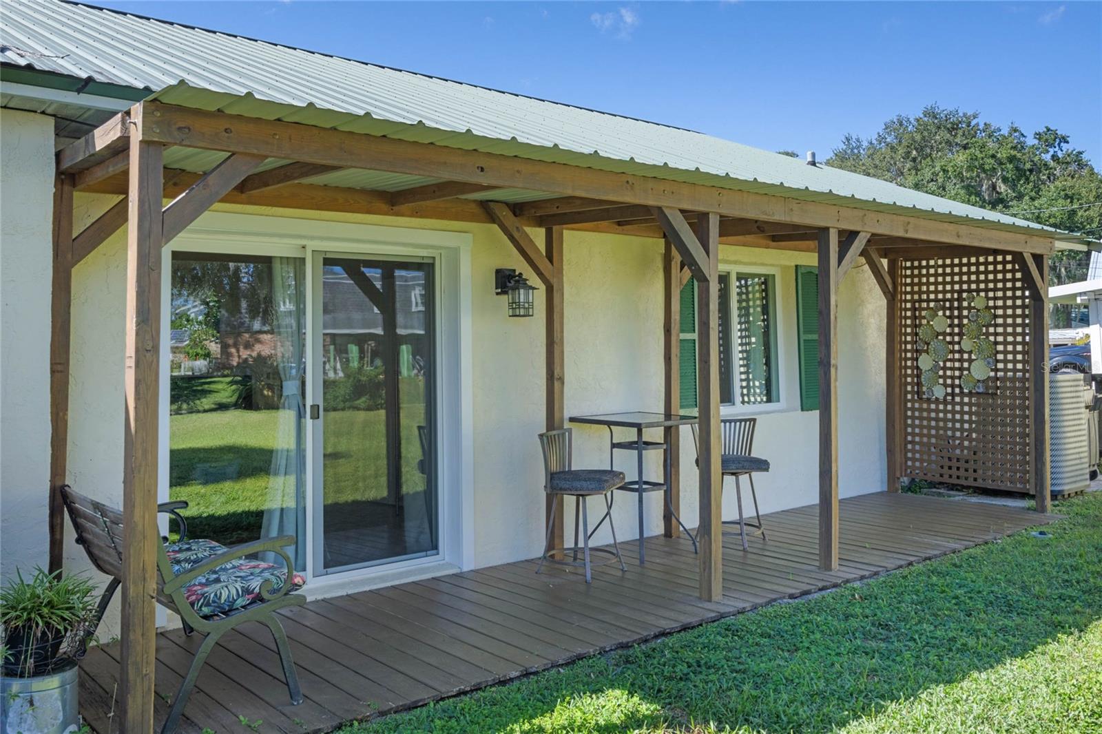 ROD N REEL CLUB - Residential