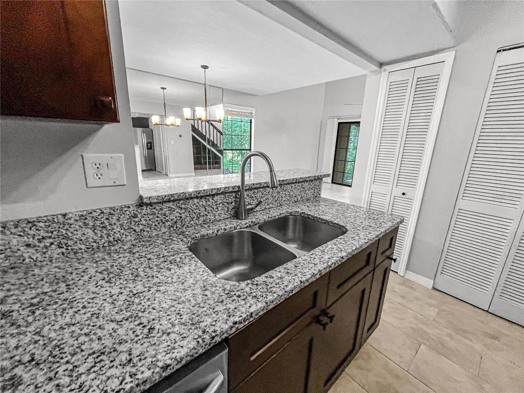 Photo of 5530 SW 8th Place, Gainesville, FL 32607 (MLS # O6345618)