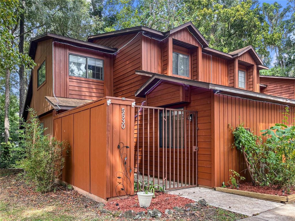 Photo of 5530 SW 8th Place, Gainesville, FL 32607 (MLS # O6345618)