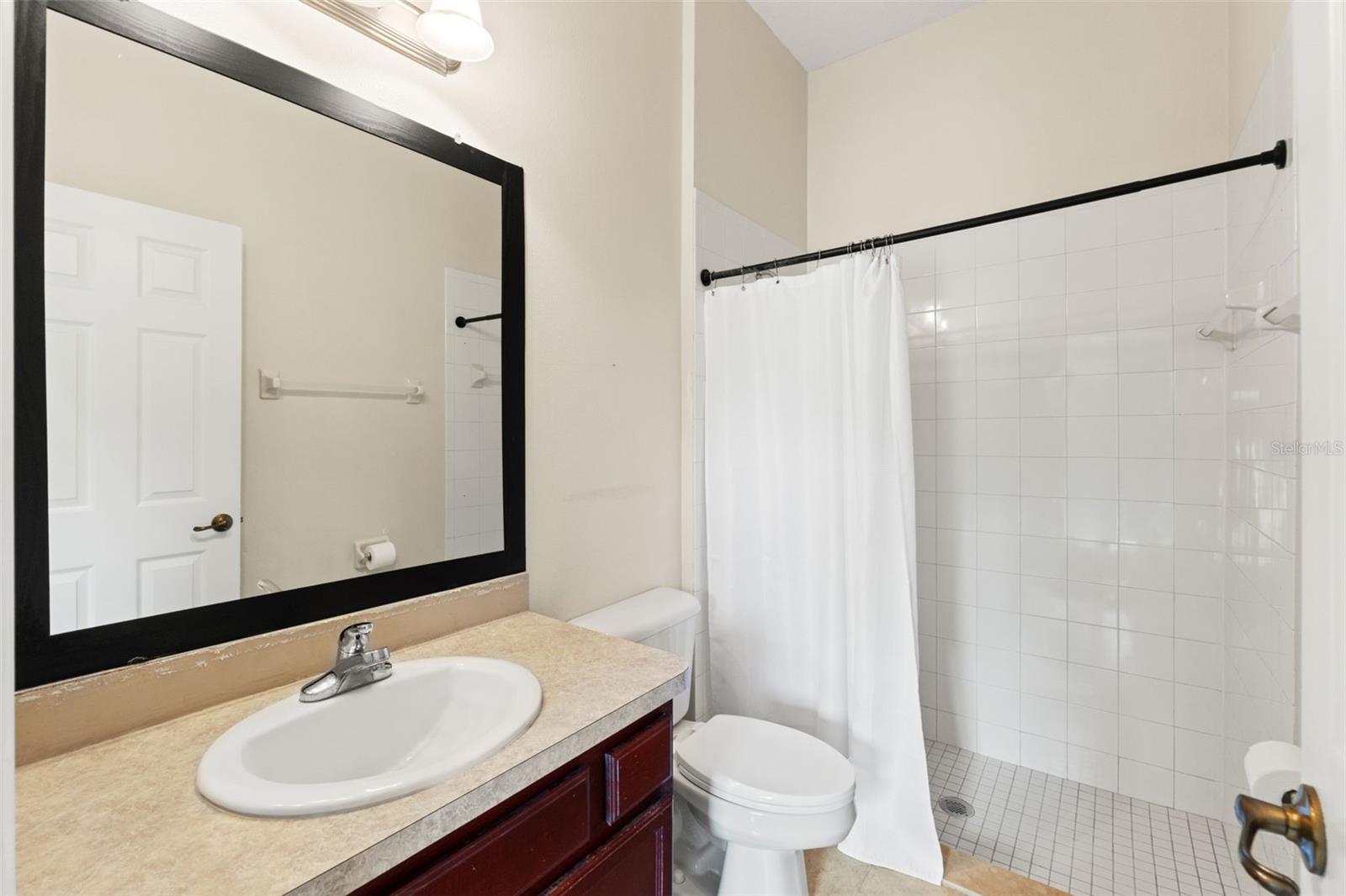AMBER SWEET FARMS UNIT ONE - Residential