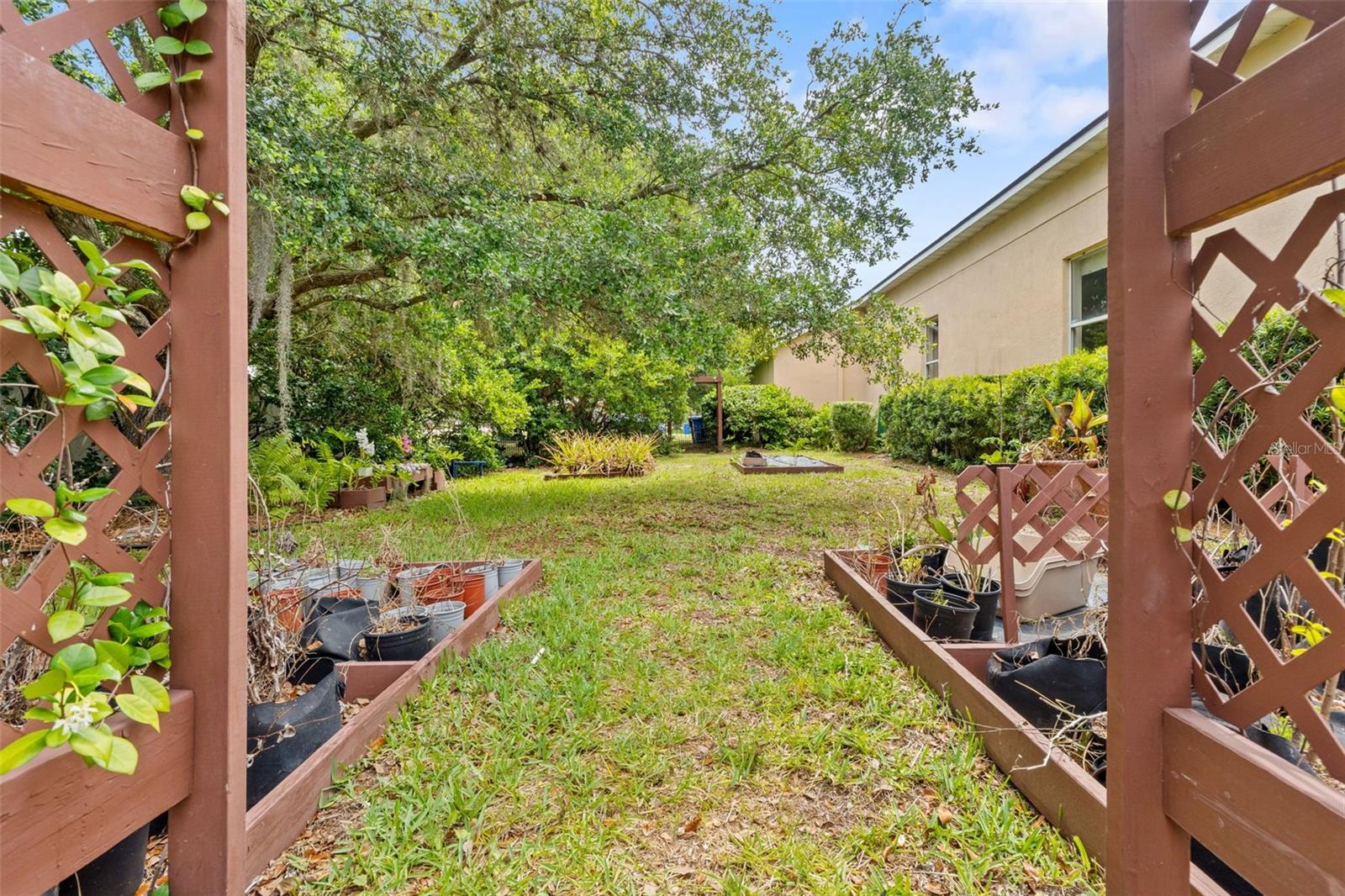 AMBER SWEET FARMS UNIT ONE - Residential