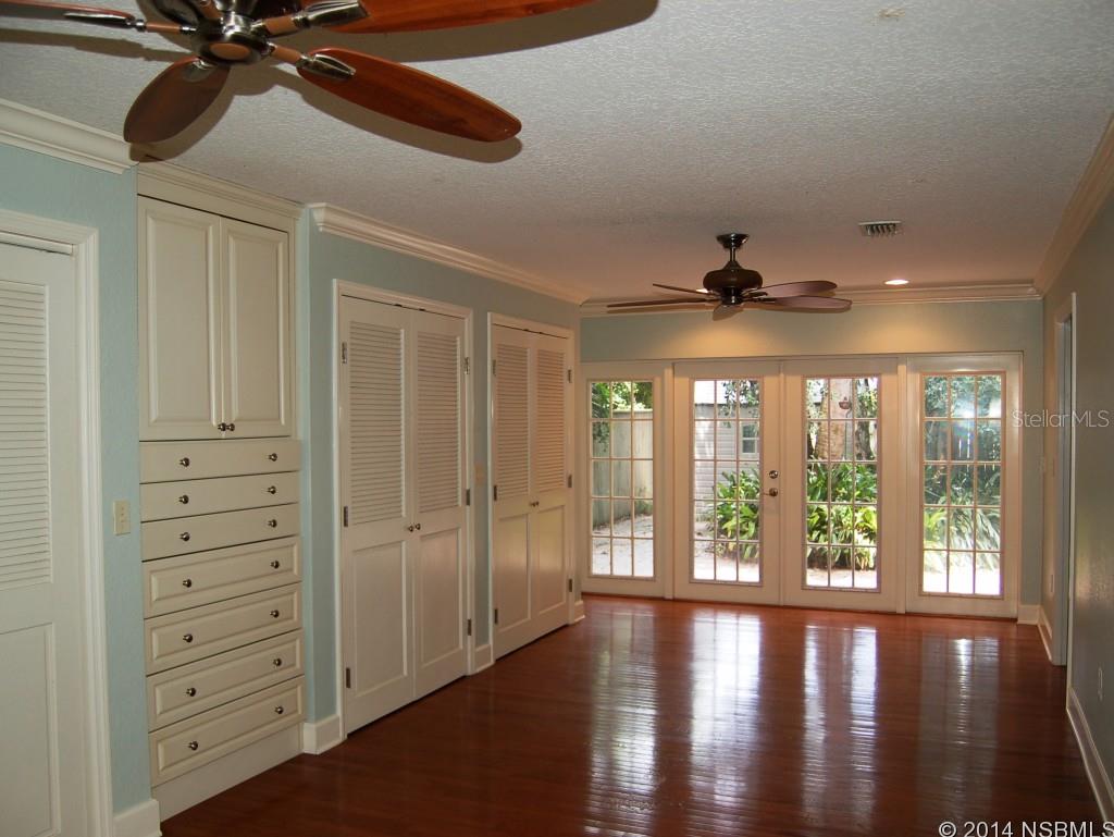 Thoburns New Smyrna Beach - Residential