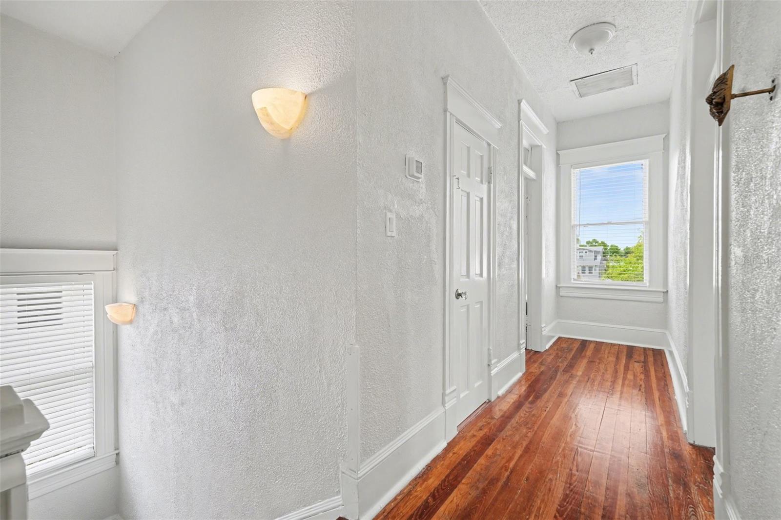 MAC FARLANE HUGH C SUB - Residential