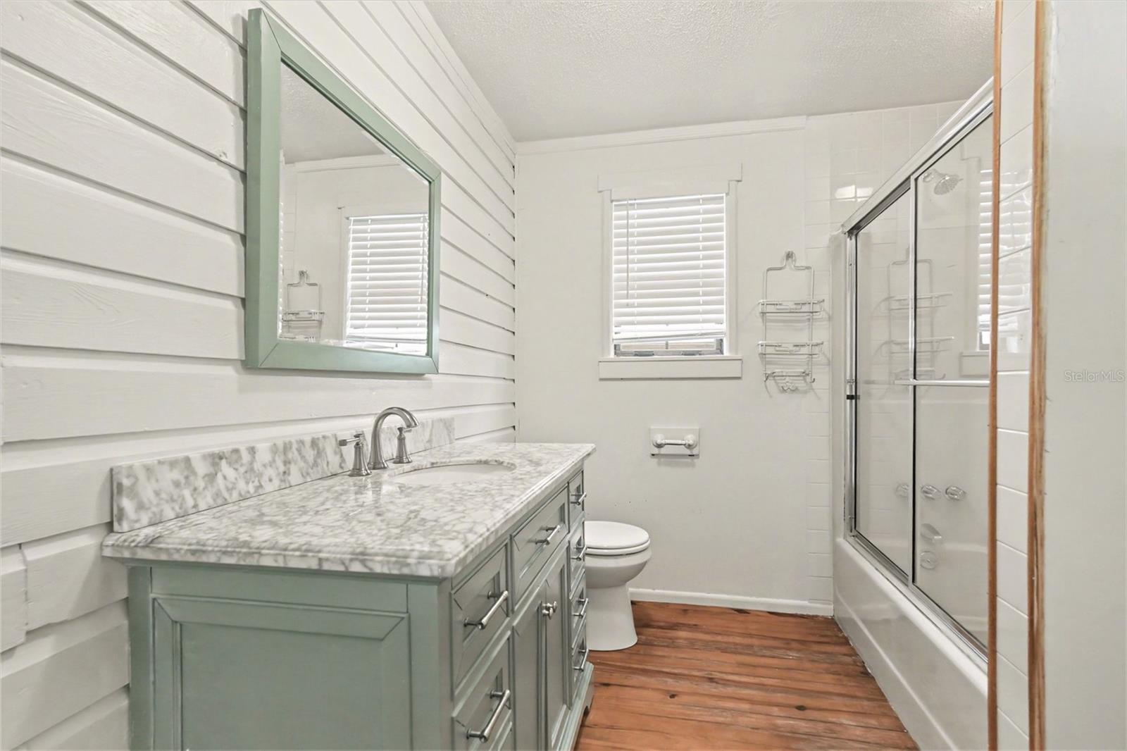 MAC FARLANE HUGH C SUB - Residential