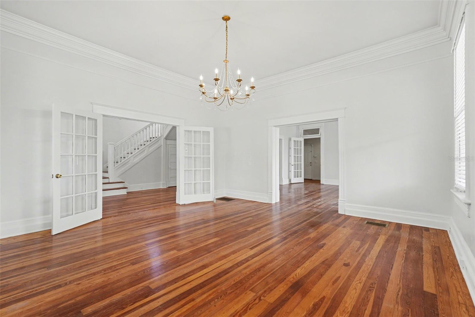 MAC FARLANE HUGH C SUB - Residential