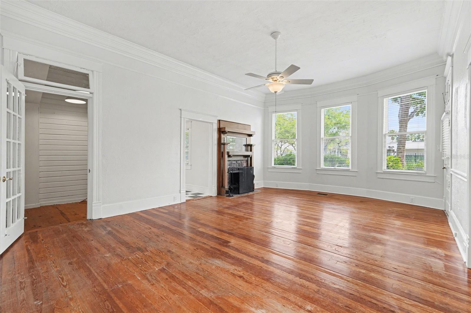 MAC FARLANE HUGH C SUB - Residential