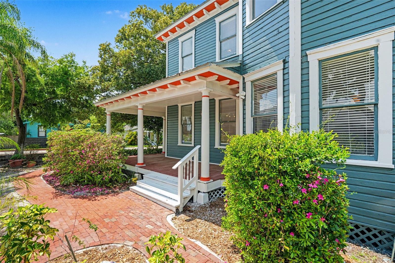 MAC FARLANE HUGH C SUB - Residential