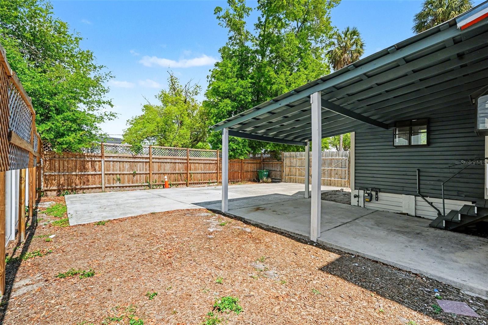 MAC FARLANE HUGH C SUB - Residential