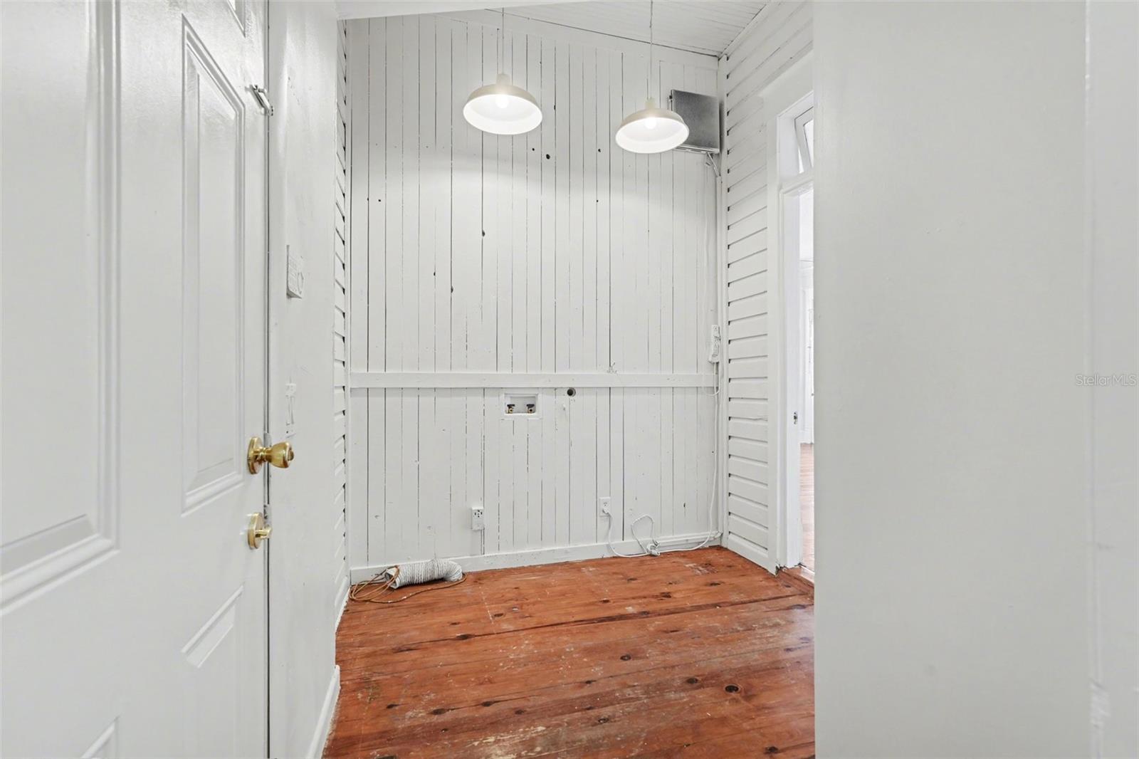 MAC FARLANE HUGH C SUB - Residential