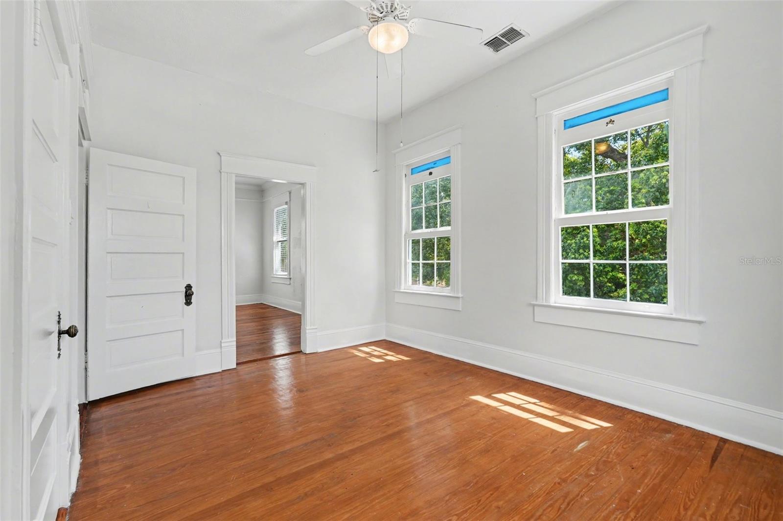 MAC FARLANE HUGH C SUB - Residential