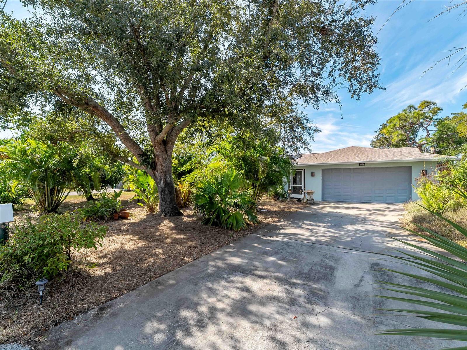 BAY-VISTA BLVD SEC/ENGLEW - Residential