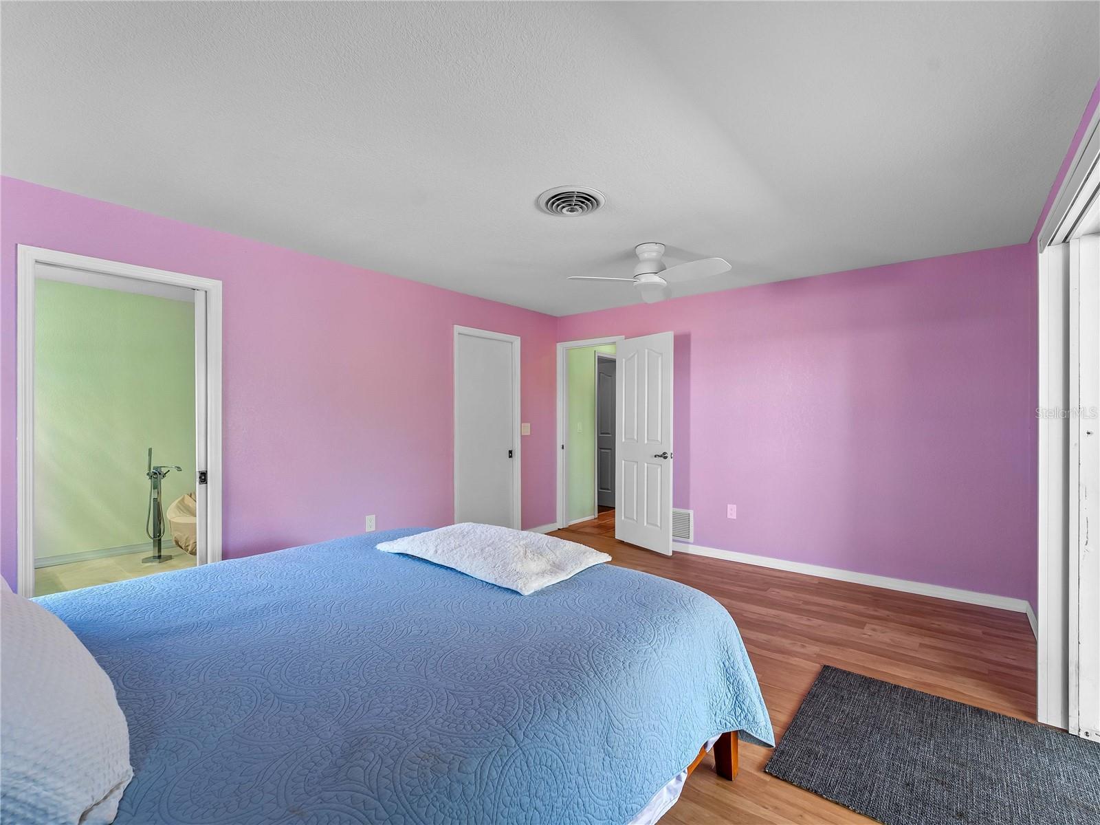 BAY-VISTA BLVD SEC/ENGLEW - Residential