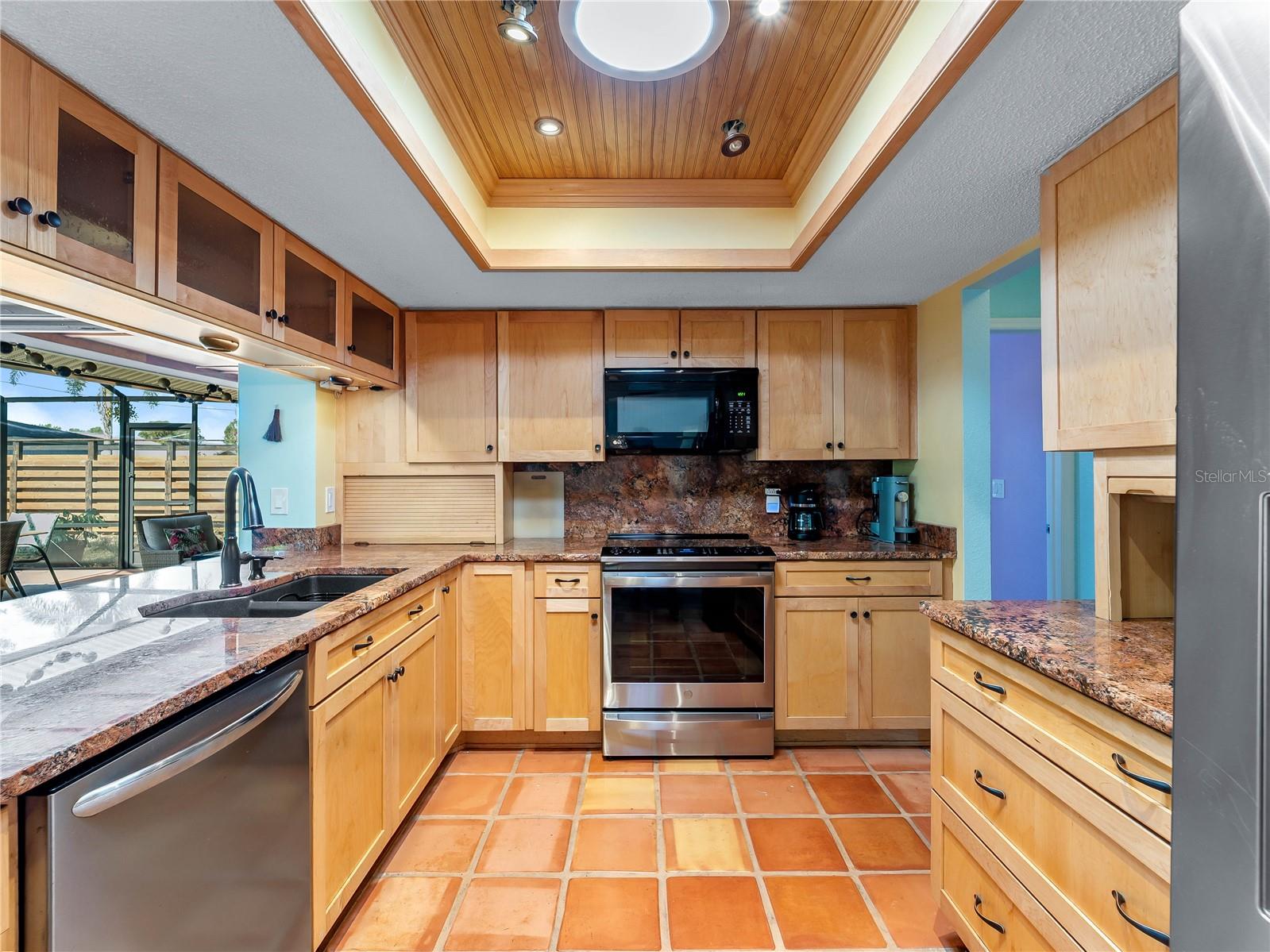 BAY-VISTA BLVD SEC/ENGLEW - Residential