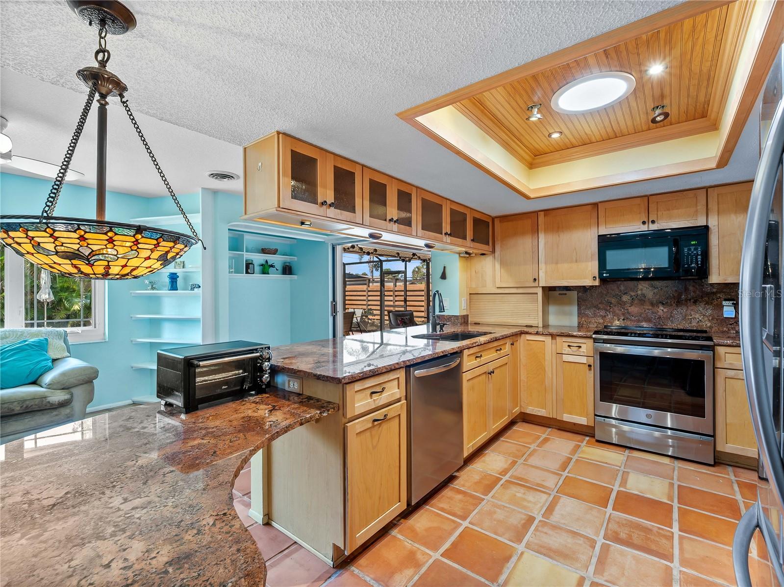 BAY-VISTA BLVD SEC/ENGLEW - Residential