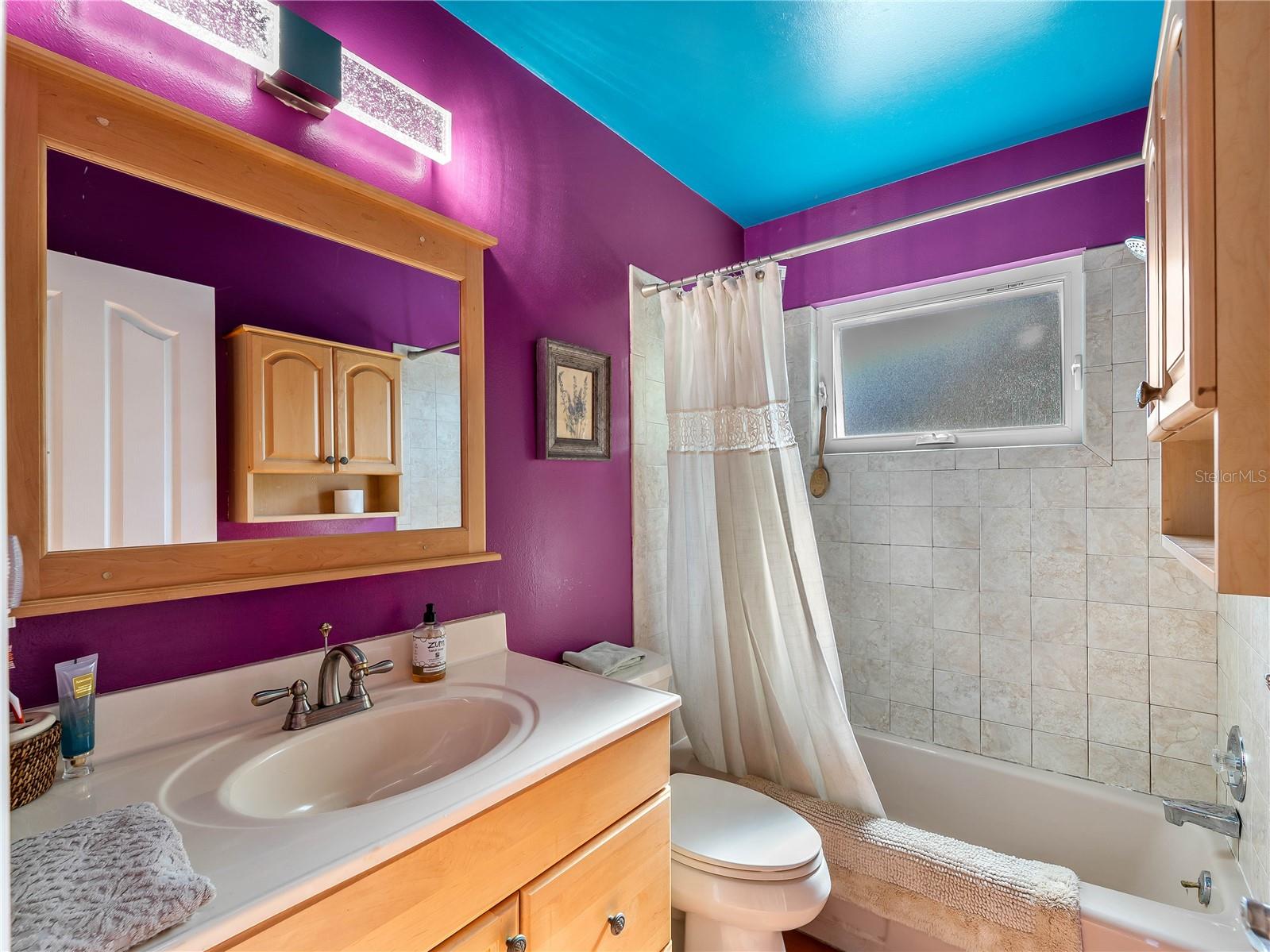 BAY-VISTA BLVD SEC/ENGLEW - Residential