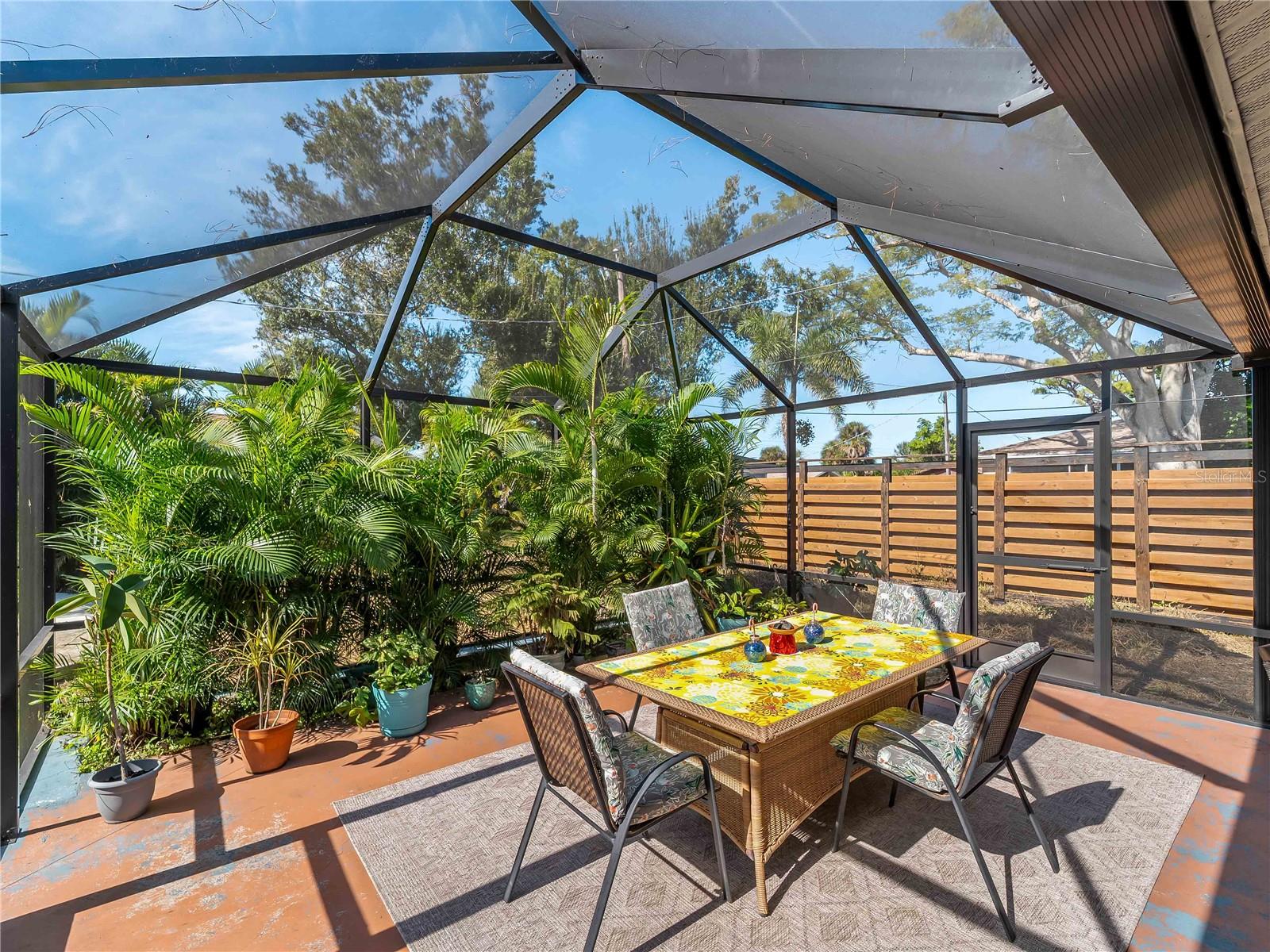 BAY-VISTA BLVD SEC/ENGLEW - Residential