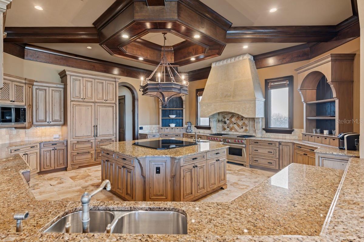 BELLA COLLINA SUB - Residential