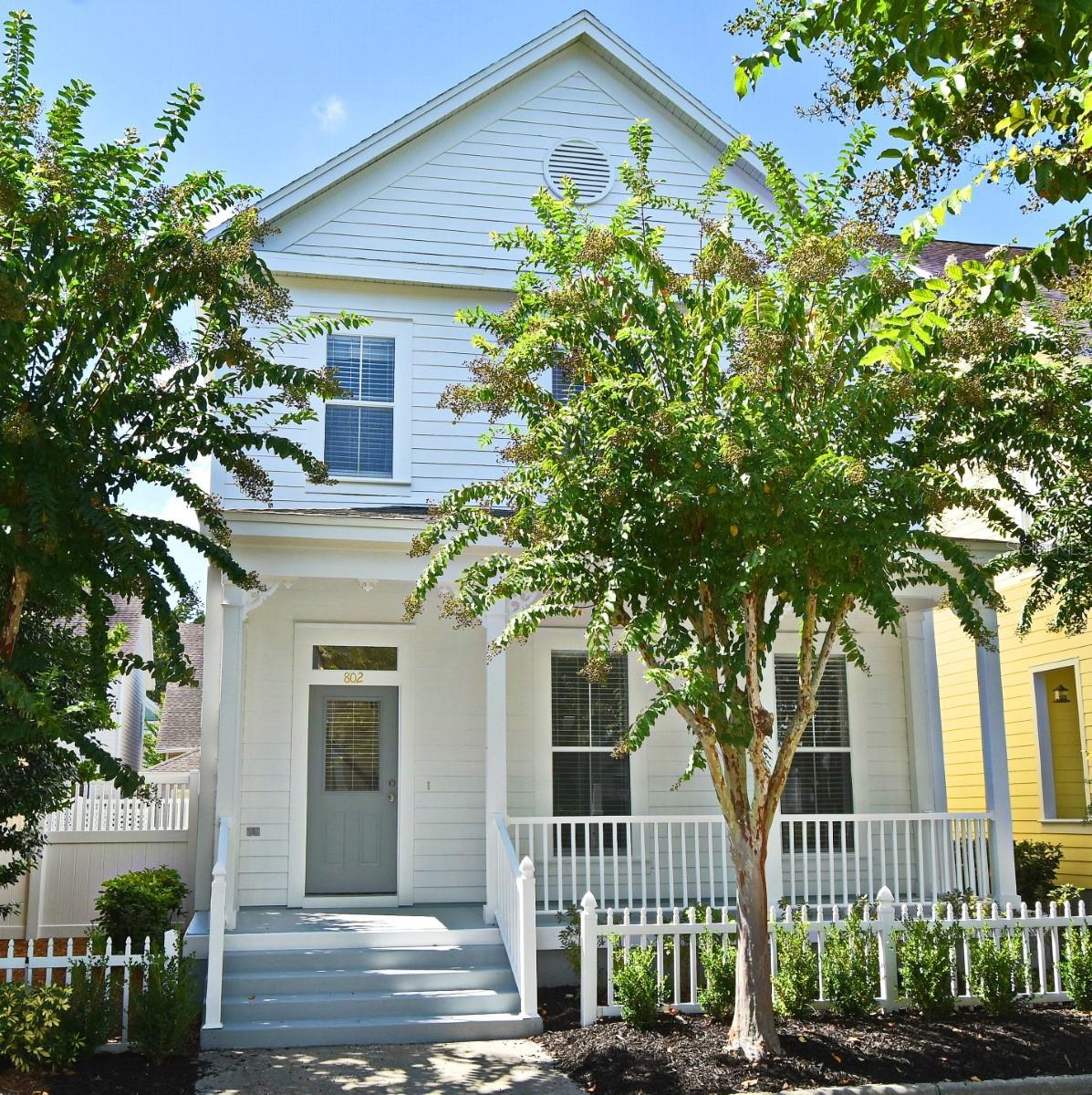Welcome to your dream home in the highly sought-after Lake Evalyn neighborhood of Celebration, Florida! This beautifully updated Victorian-style residence perfectly blends timeless charm with modern upgrades. Featuring 3 spacious bedrooms, 2.5 bathrooms, and a generous 2-car garage, this home has been thoughtfully refreshed inside and out. Recent updates include elegant shutters, brand-new appliances, stylish new flooring, renovated bathrooms, and fresh interior and exterior paint. The manicured landscaping enhances the curb appeal, creating a picture-perfect setting. Roof 2023, A/C 2019, WH 2017
Nestled in one of Celebration’s most desirable areas, this home offers both comfort and convenience—ready for you to move in and make it your own! Celebration beckons with its vibrant community spirit and an array of amenities. Enjoy the plethora of parks, playgrounds, and community pools, as well as over 26 miles of walking and biking trails that wind through the scenic landscape.
Conveniently located with easy access to major thoroughfares such as I-4, 417, and 429, as well as proximity to World Drive, Walt Disney World is just a 10-minute drive away, while Orlando International Airport is a mere 25-minute journey.