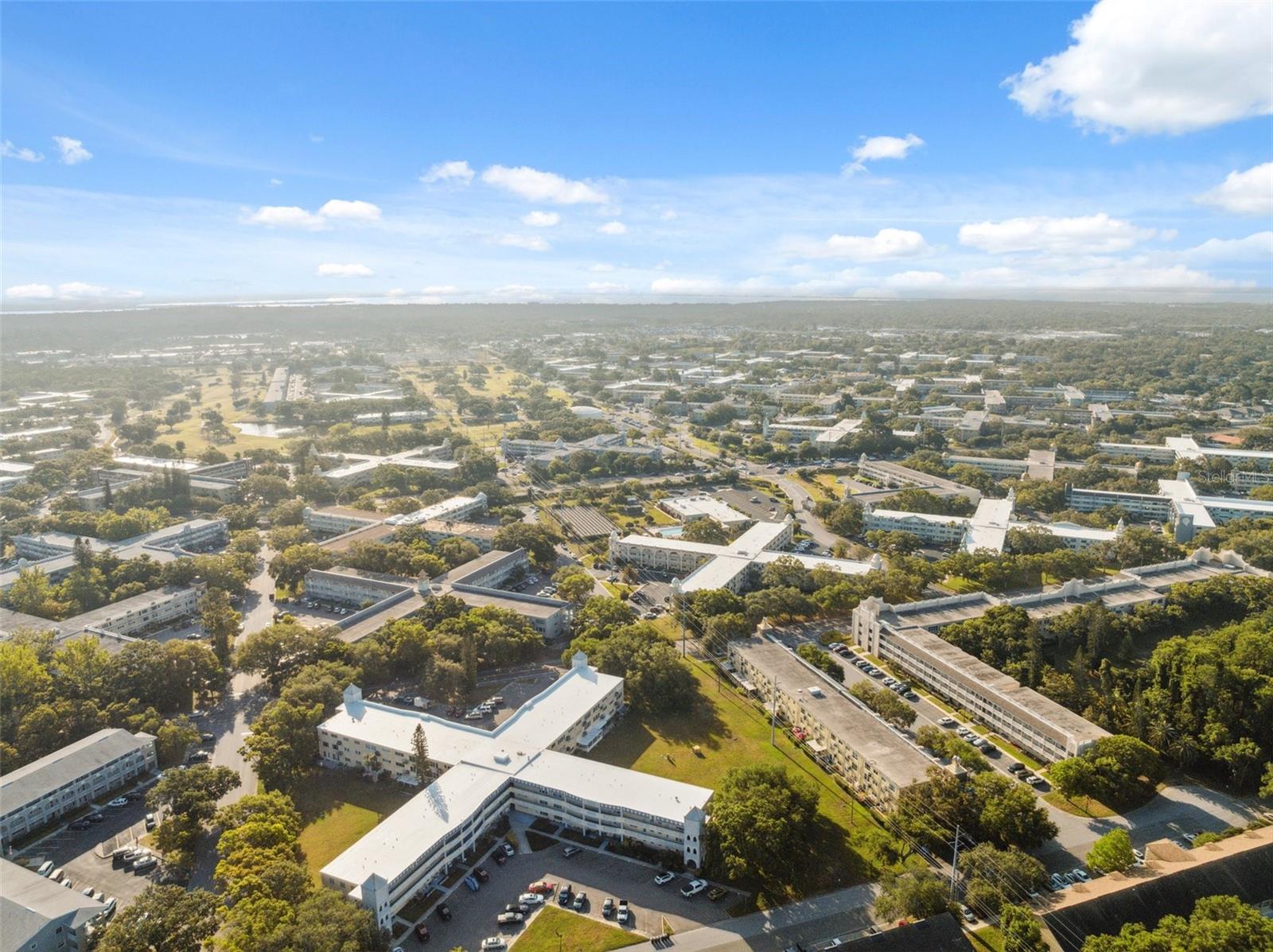 ON TOP OF THE WORLD - Residential