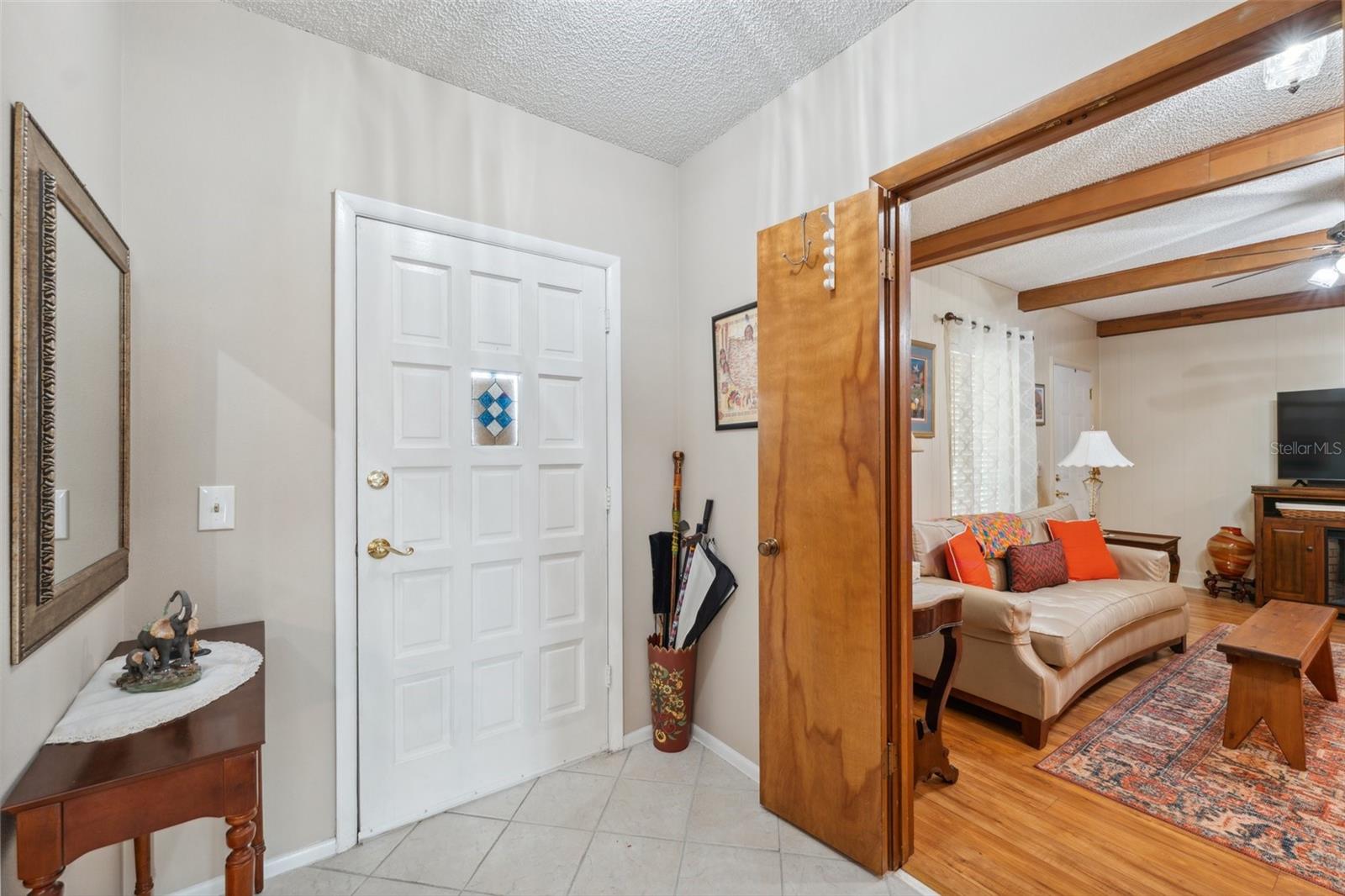 ON TOP OF THE WORLD - Residential