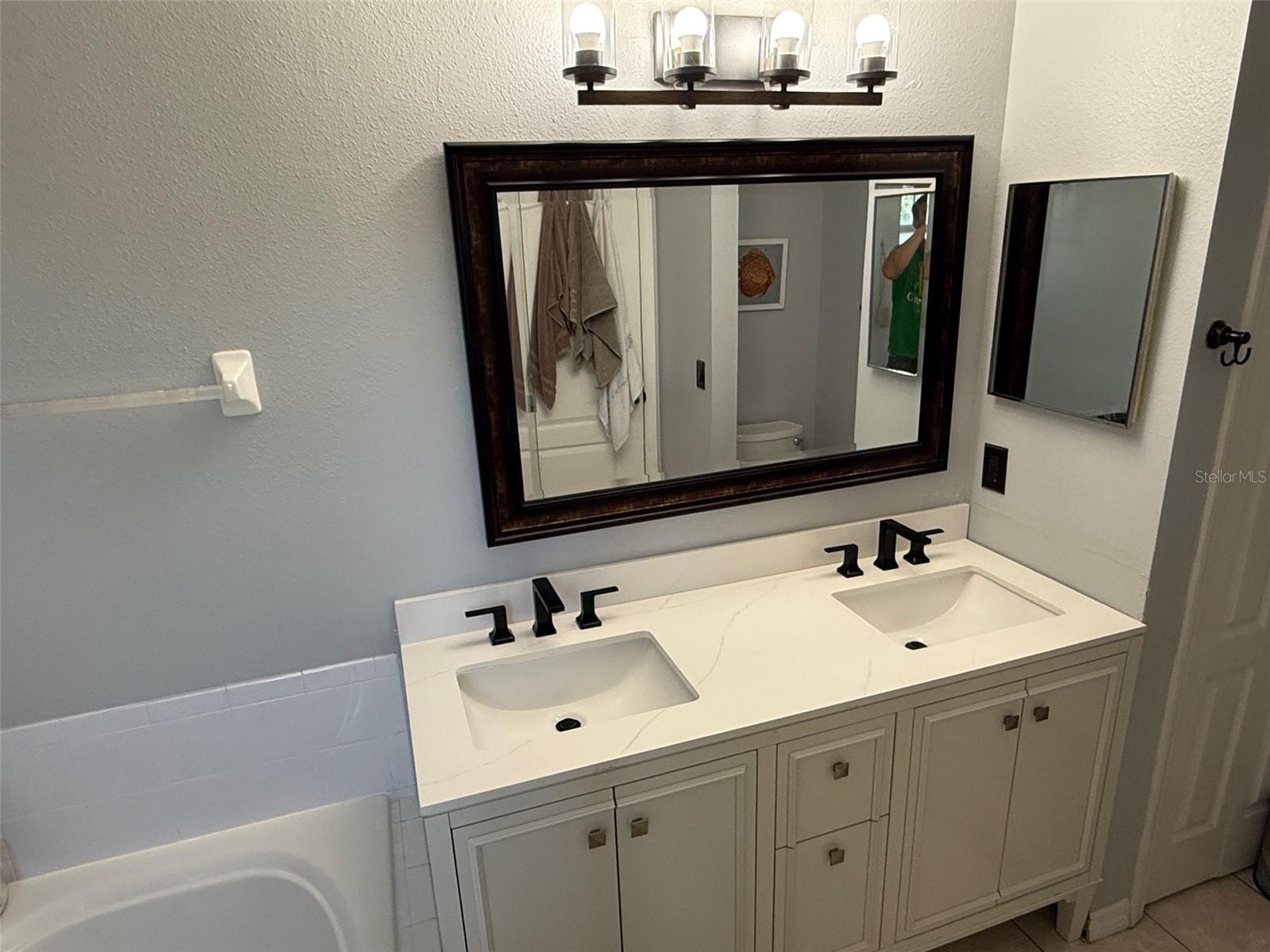 STONEYBROOK WEST 47/78 - Residential Lease