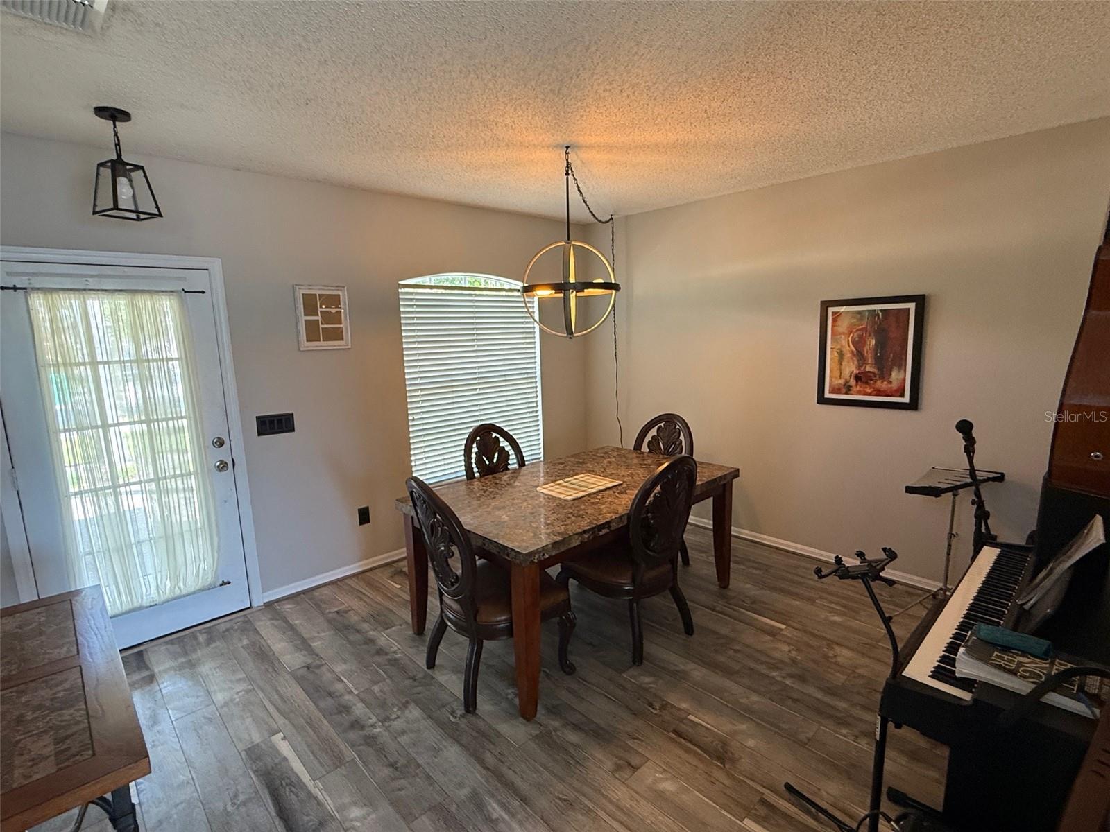 STONEYBROOK WEST 47/78 - Residential Lease