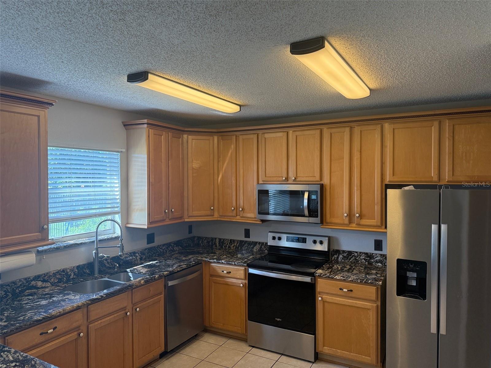 STONEYBROOK WEST 47/78 - Residential Lease