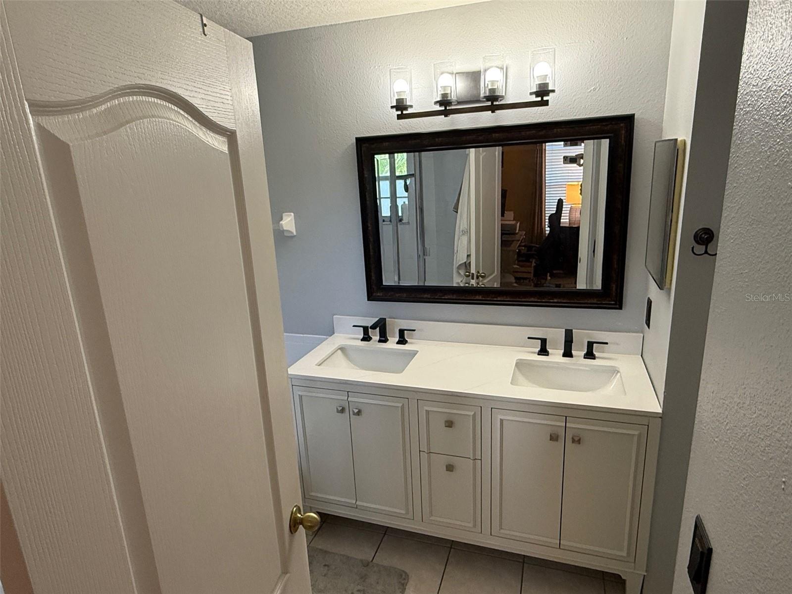 STONEYBROOK WEST 47/78 - Residential Lease