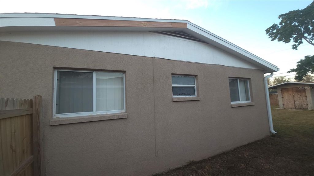 Photo of 6525 34th Avenue N, St Petersburg, FL 33710 (MLS # O6363148)