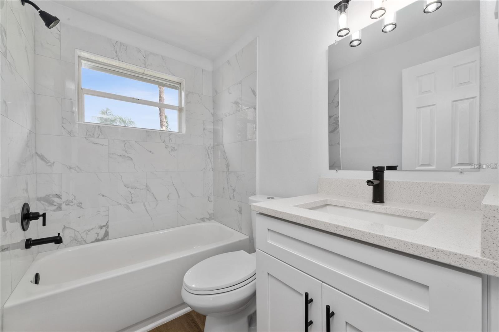 ISLESBORO SEC 02 - Residential Lease