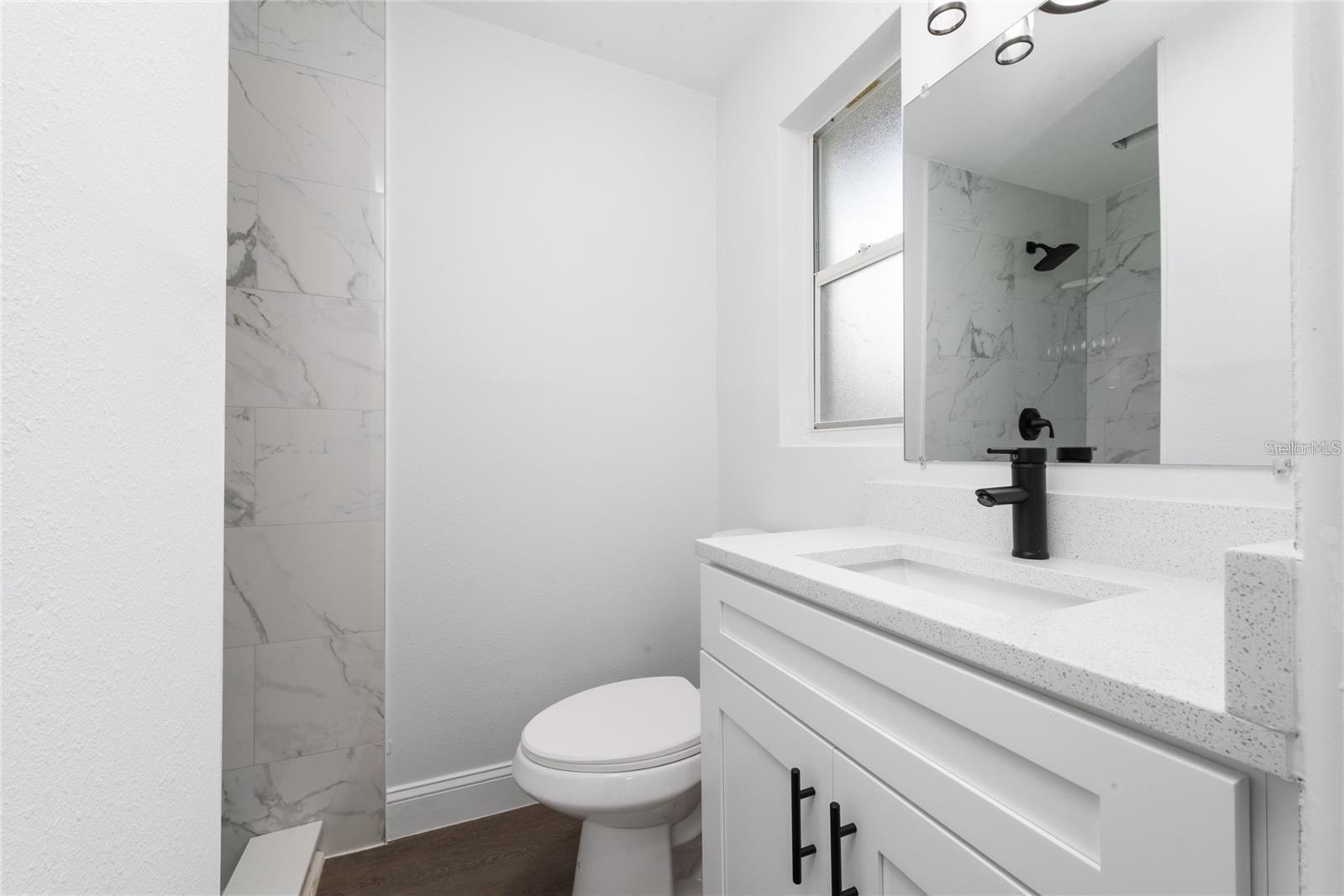 ISLESBORO SEC 02 - Residential Lease