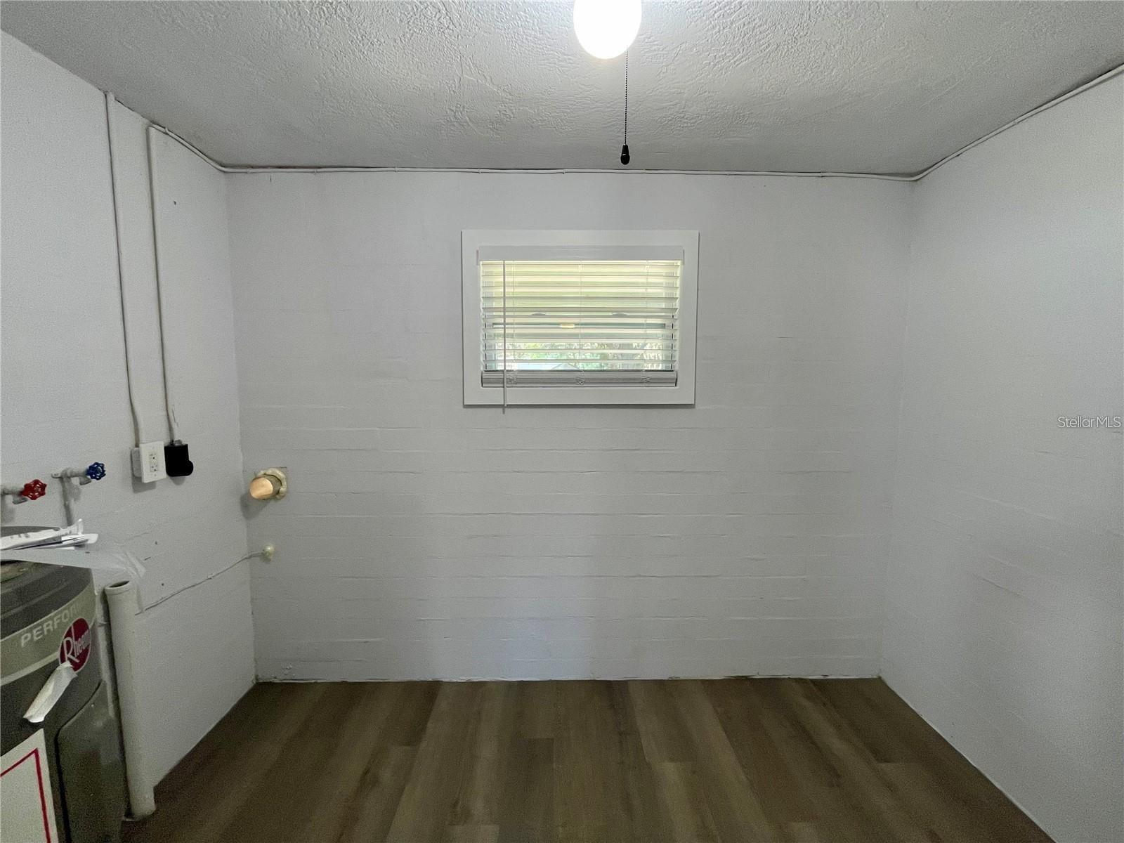 ISLESBORO SEC 02 - Residential Lease
