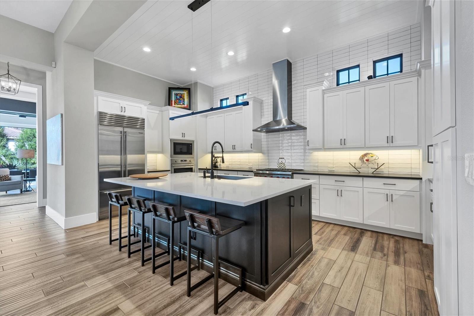 LAKE CLUB PH I - Residential