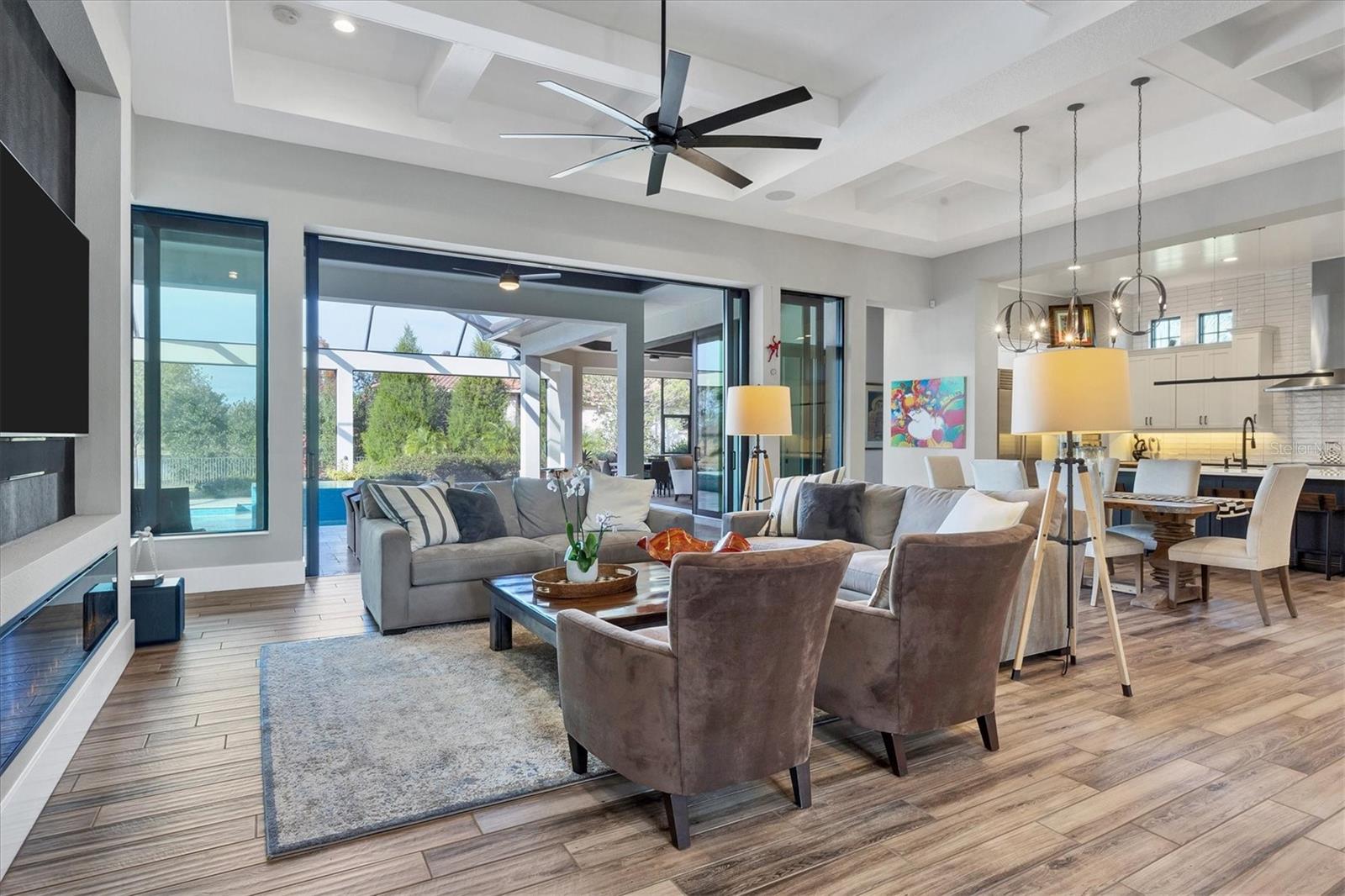 LAKE CLUB PH I - Residential