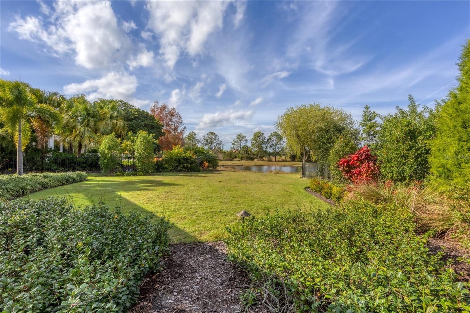 LAKE CLUB PH I - Residential