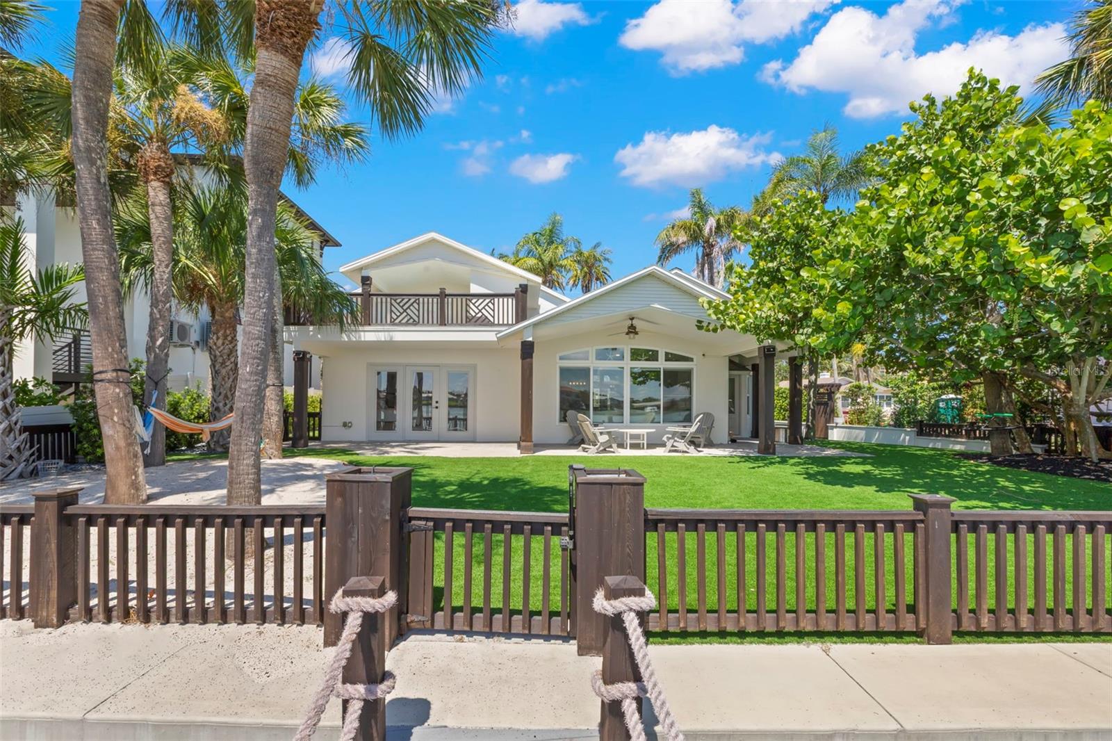 MANDALAY SUB - Residential Lease