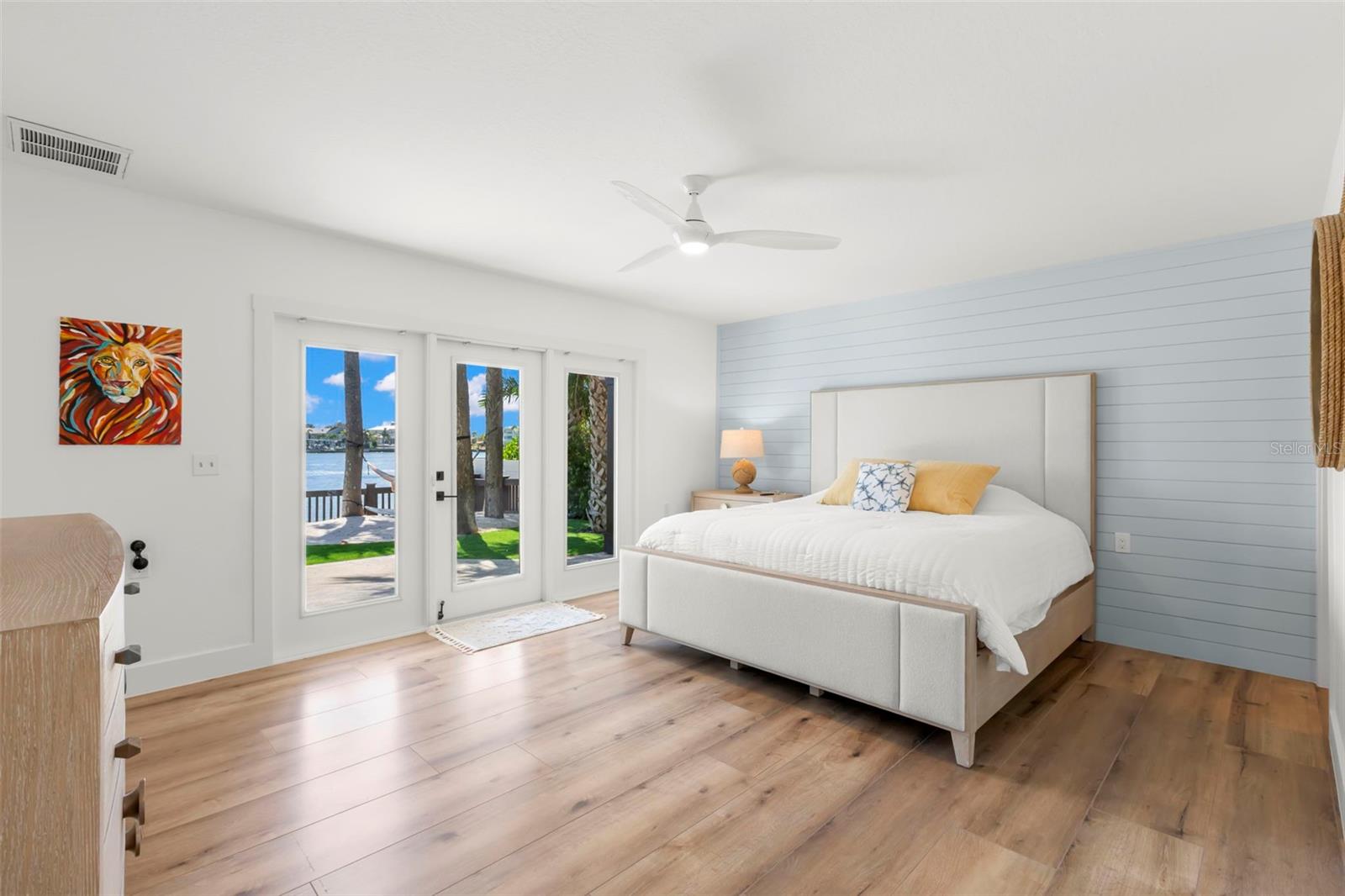 MANDALAY SUB - Residential Lease